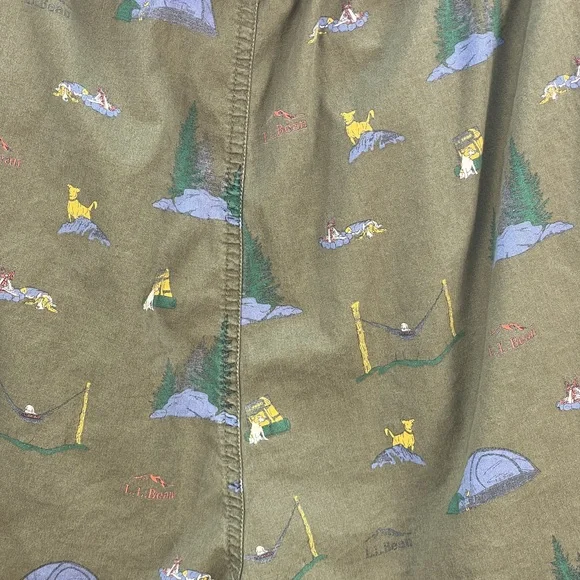 Men's L.L Bean Comfort Stretch Woven Sleep Shorts with Camping Dog Pattern - Picture 3 of 5